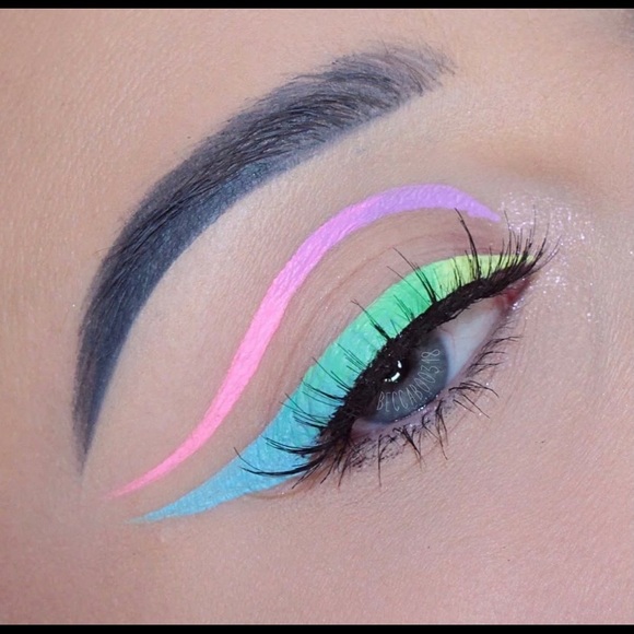 Hydra Liners-Neon Water Activated Liner-wet liner- - Picture 3 of 5